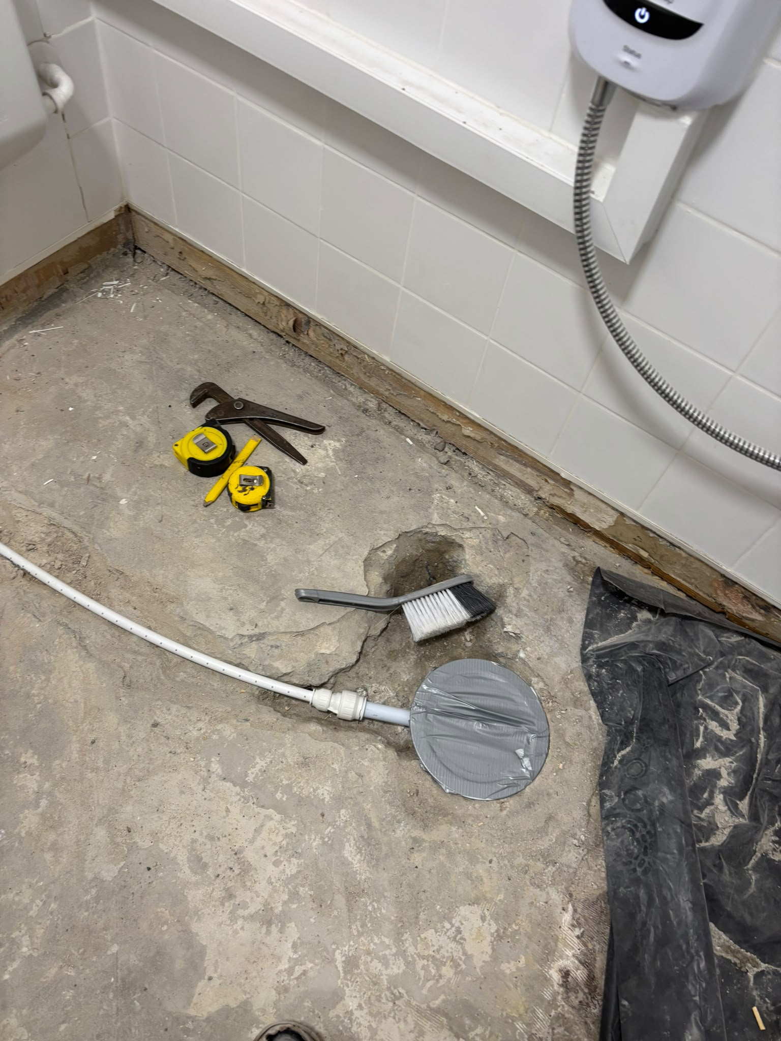 Installed New 15mm plastic pipe from pump to trap