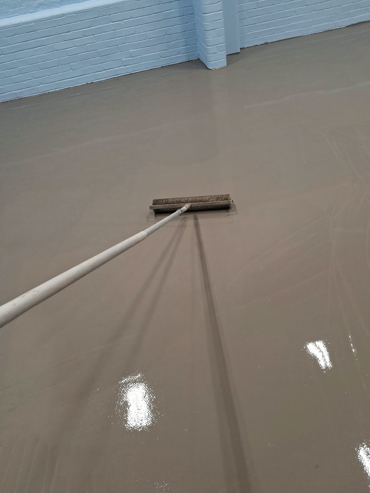 Preparation — smoothing compound being applied